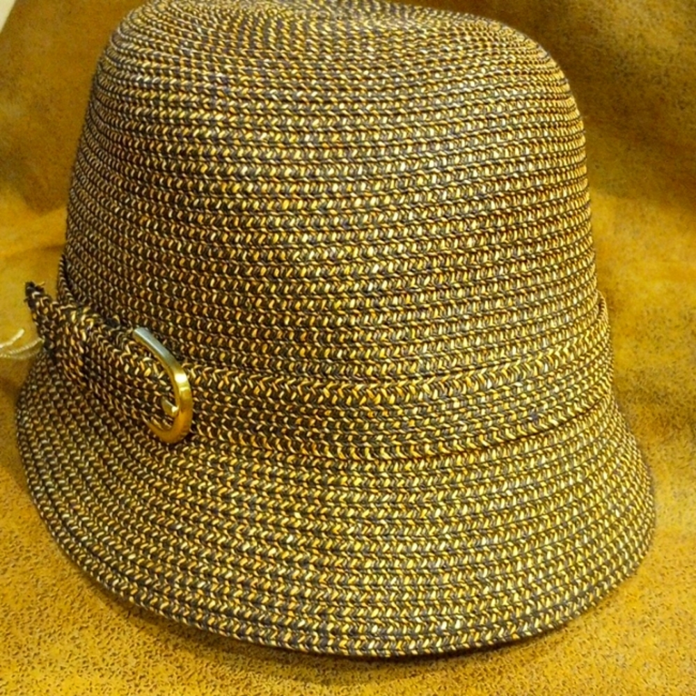 Ladies Talbot's OS Straw Material NWOT Hat w Buckle